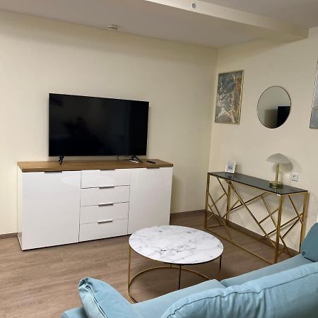Souterrain Studio-Apartment Norimberga Esterno foto